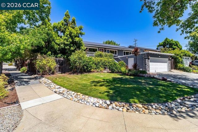 2674 Briarfield Ave, Redwood City, CA 94061