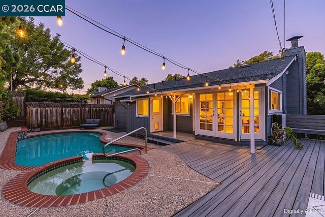 2674 Briarfield Ave, Redwood City, CA 94061
