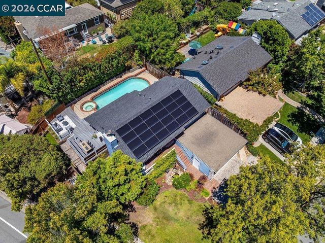 2674 Briarfield Ave, Redwood City, CA 94061