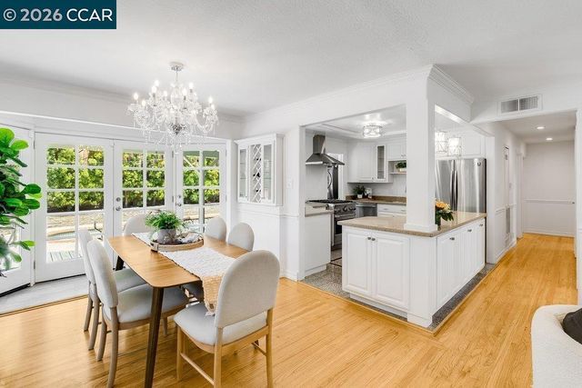 2674 Briarfield Ave, Redwood City, CA 94061