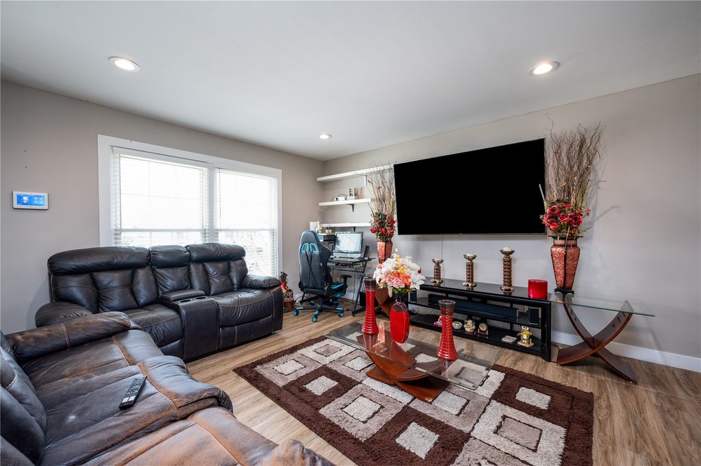 4609 Pineview Drive NE, Cedar Rapids, IA 52402