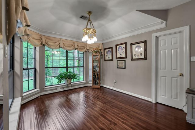 28 Stanford Court, Montgomery, TX 77356