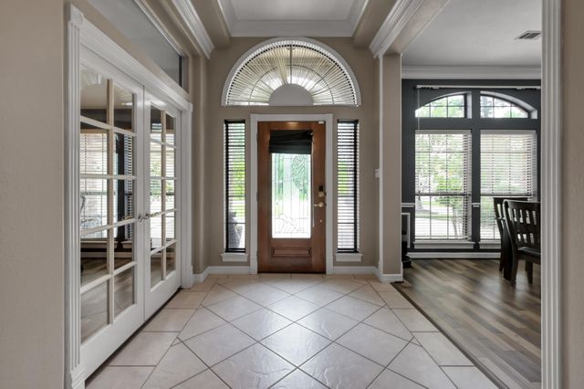 28 Stanford Court, Montgomery, TX 77356