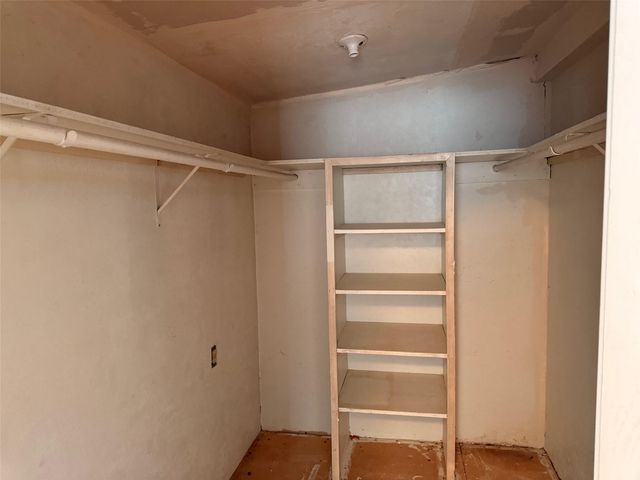 315 Wildwind Street, Gun Barrel City, TX 75156