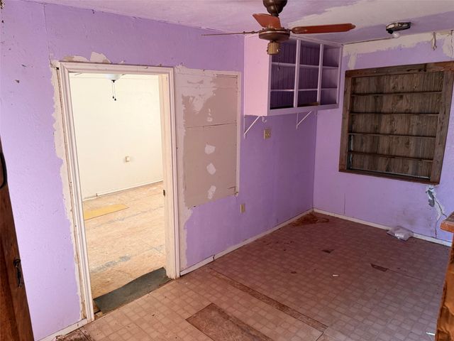 315 Wildwind Street, Gun Barrel City, TX 75156