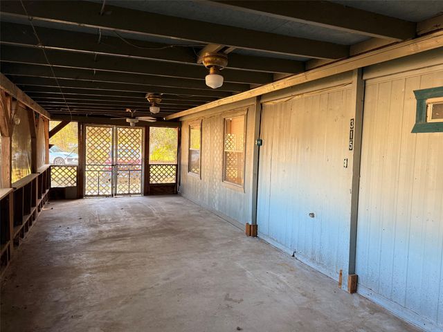 315 Wildwind Street, Gun Barrel City, TX 75156