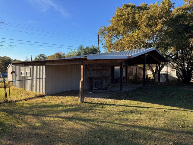 315 Wildwind Street, Gun Barrel City, TX 75156