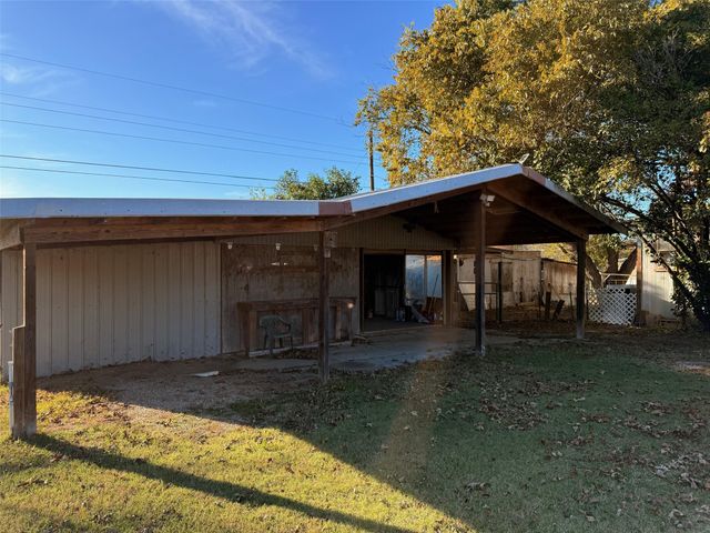 315 Wildwind Street, Gun Barrel City, TX 75156