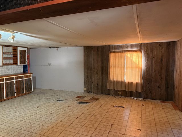 315 Wildwind Street, Gun Barrel City, TX 75156