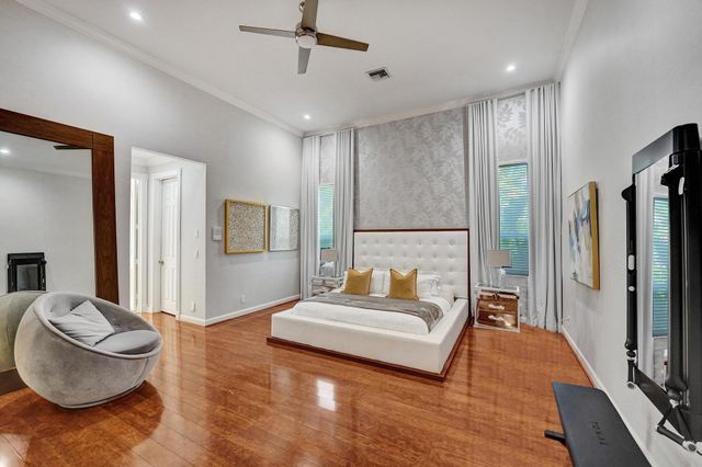 13763 NW 18th Court, Pembroke Pines, FL 33028