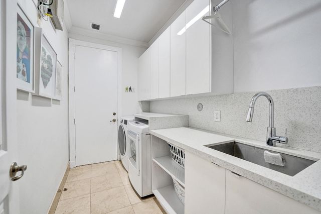 13763 NW 18th Court, Pembroke Pines, FL 33028