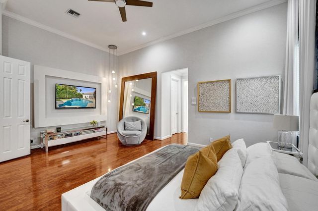 13763 NW 18th Court, Pembroke Pines, FL 33028