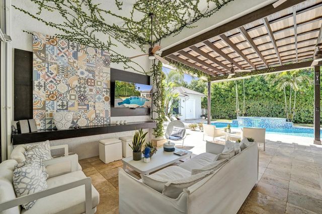 13763 NW 18th Court, Pembroke Pines, FL 33028