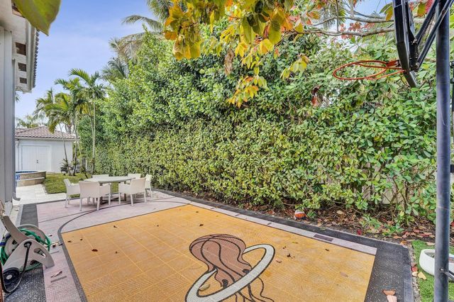 13763 NW 18th Court, Pembroke Pines, FL 33028