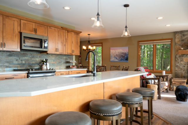 95 Hemlock Drive, Londonderry, VT 05343