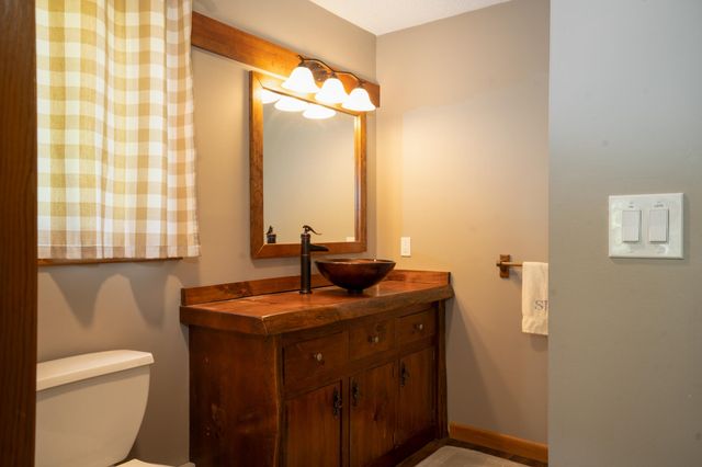 95 Hemlock Drive, Londonderry, VT 05343