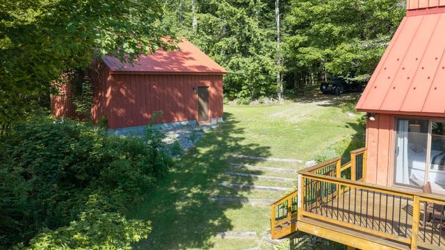 95 Hemlock Drive, Londonderry, VT 05343