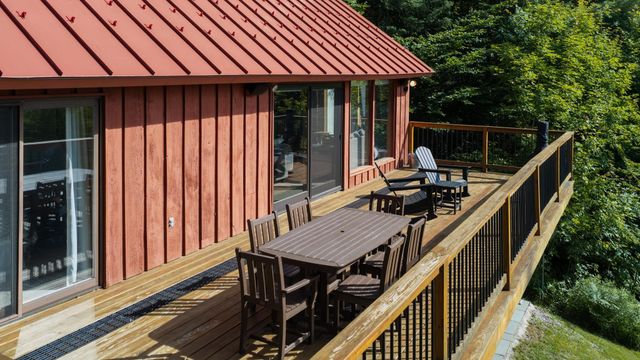 95 Hemlock Drive, Londonderry, VT 05343