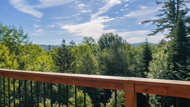 95 Hemlock Drive, Londonderry, VT 05343