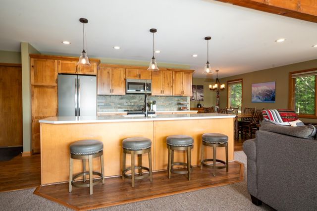 95 Hemlock Drive, Londonderry, VT 05343