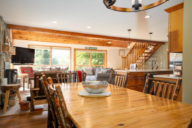 95 Hemlock Drive, Londonderry, VT 05343