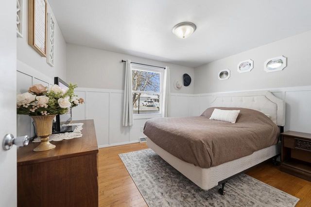 1129 SUBURBAN DRIVE, De Pere, WI 54115