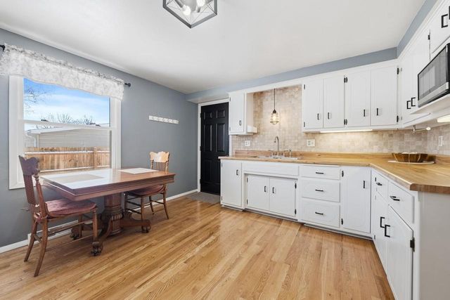 1129 SUBURBAN DRIVE, De Pere, WI 54115