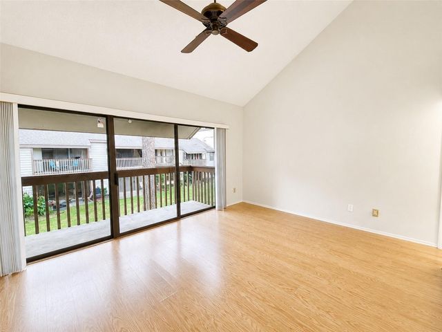 12900 Walden Road 812 H, Montgomery, TX 77356