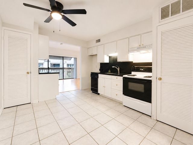 12900 Walden Road 812 H, Montgomery, TX 77356