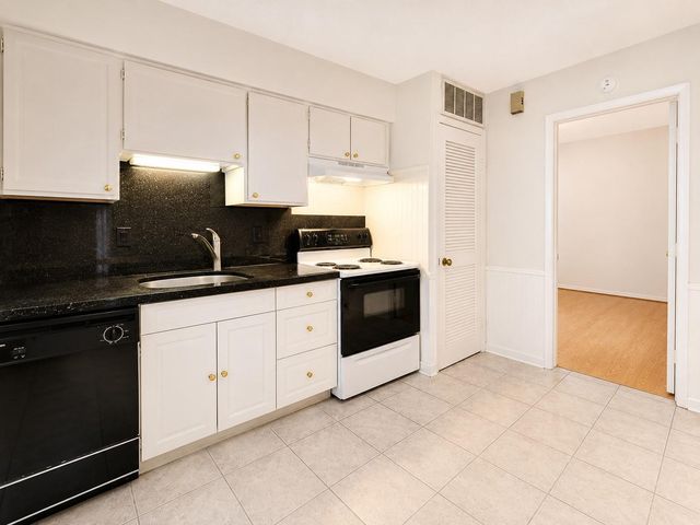 12900 Walden Road 812 H, Montgomery, TX 77356