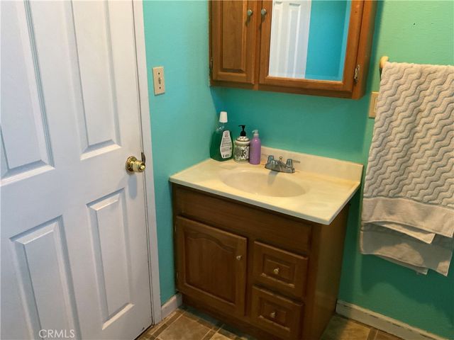915 R Street, Merced, CA 95341