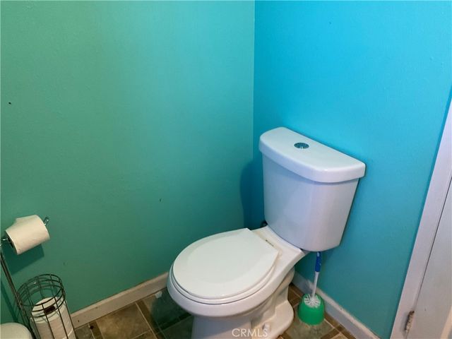 915 R Street, Merced, CA 95341