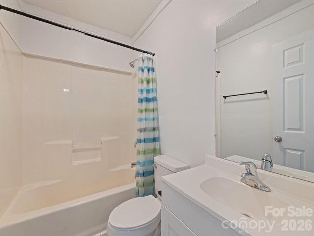 70 Levi Street, Clyde, NC 28721