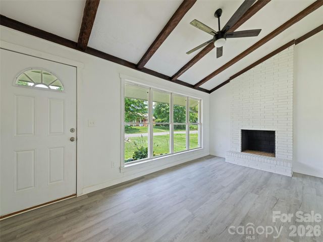 70 Levi Street, Clyde, NC 28721
