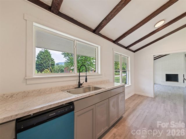 70 Levi Street, Clyde, NC 28721