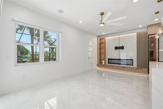 10627 HATTERAS DRIVE SW, Tampa, FL 33615