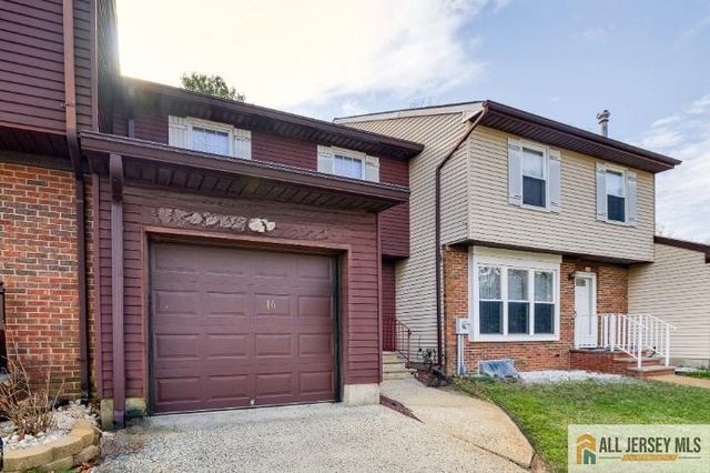 16 Pendleton Place, Old Bridge, NJ 08857