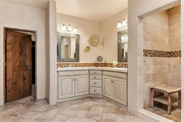 13 Sundance Circle, Santa Fe, NM 87506