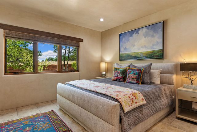 13 Sundance Circle, Santa Fe, NM 87506