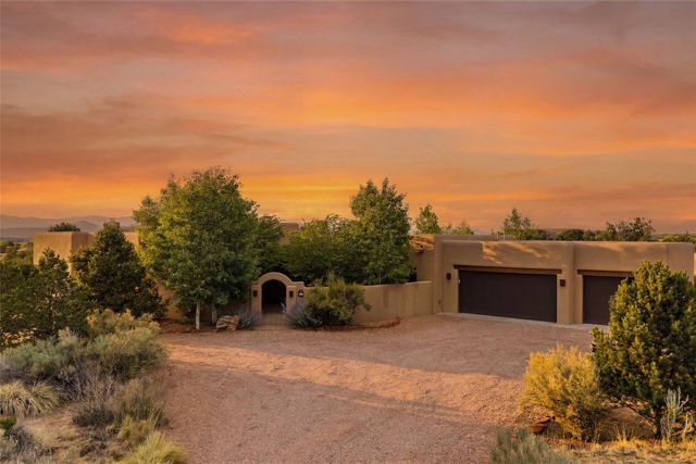 13 Sundance Circle, Santa Fe, NM 87506