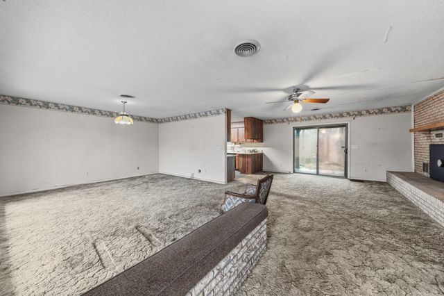 301 Sanford Ln, Lawrenceburg, TN 38464