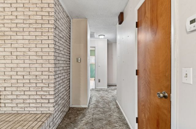 301 Sanford Ln, Lawrenceburg, TN 38464