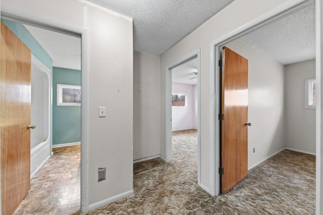 301 Sanford Ln, Lawrenceburg, TN 38464