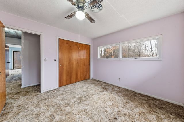 301 Sanford Ln, Lawrenceburg, TN 38464