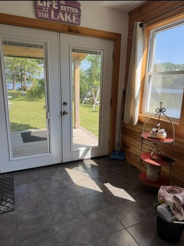 24 West Shore Drive, Tinmouth, VT 05773