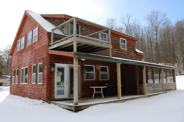 24 West Shore Drive, Tinmouth, VT 05773