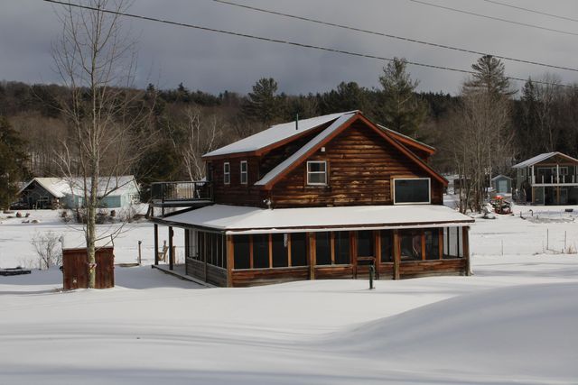 24 West Shore Drive, Tinmouth, VT 05773