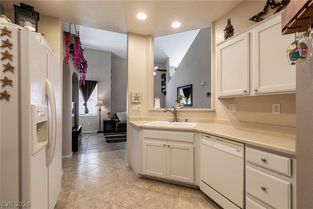 3975 North Hualapai Way 210, Las Vegas, NV 89129