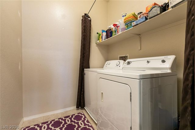 3975 North Hualapai Way 210, Las Vegas, NV 89129