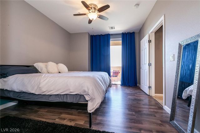 3975 North Hualapai Way 210, Las Vegas, NV 89129